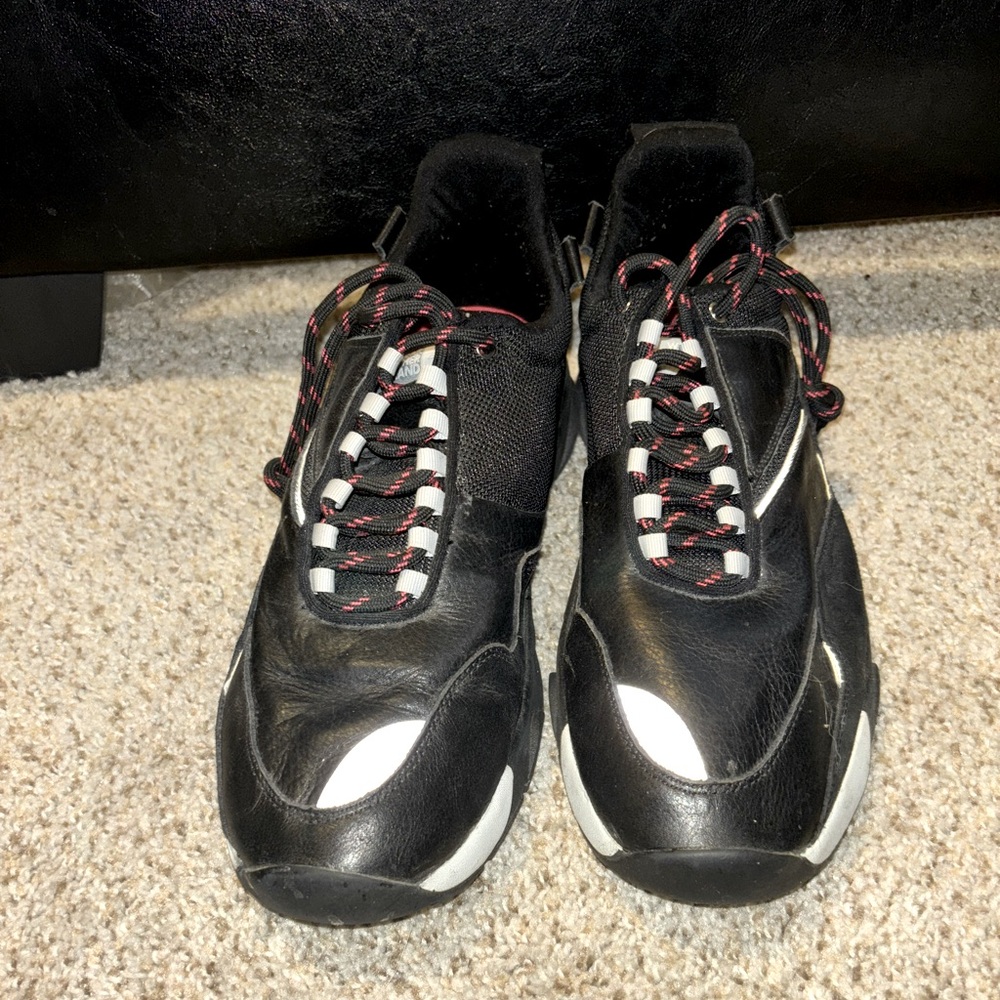 Men’s Shoes Size 12